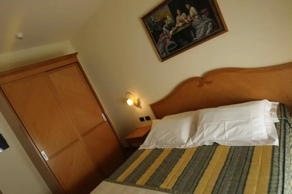 Hotel Camoretti Almenno San Bartolomeo