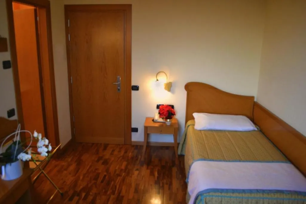 Hotel Camoretti Almenno San Bartolomeo